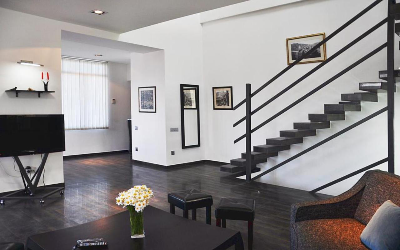 Millennium Apartment *